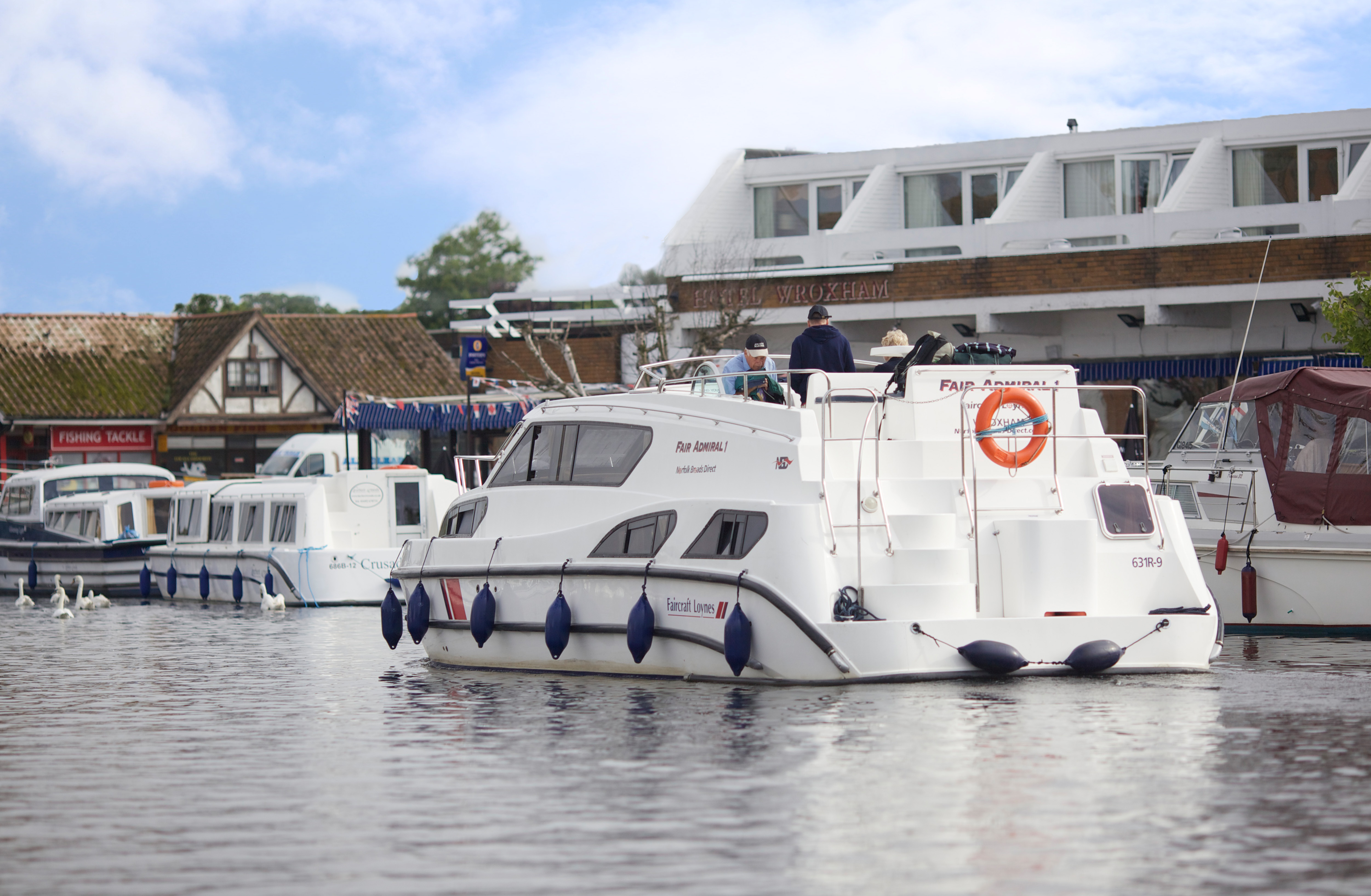 Norfolk Broads Holiday Gallery | Norfolk Broads Direct