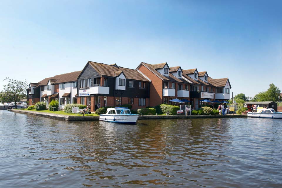 Norfolk Broads Holiday Gallery | Norfolk Broads Direct